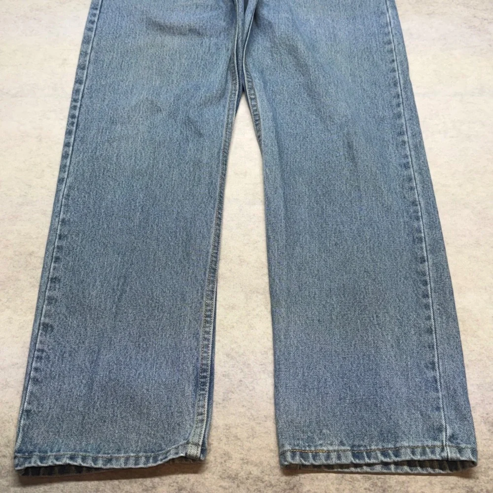 Levis 505 Regular Fit Mens 32x30 Blue Medium Wash Straight Leg Denim Jeans Y2K